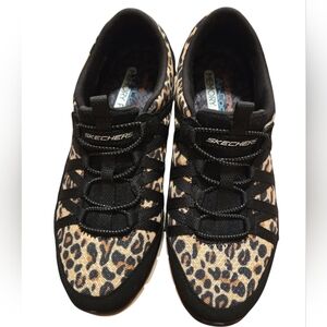 Skechers Black and Tan Animal Print Sneakers